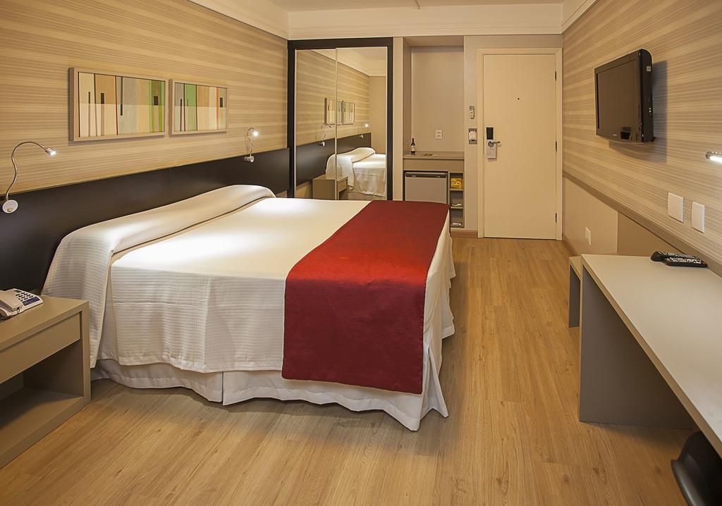 Marília Max Plaza Hotel מראה חיצוני תמונה