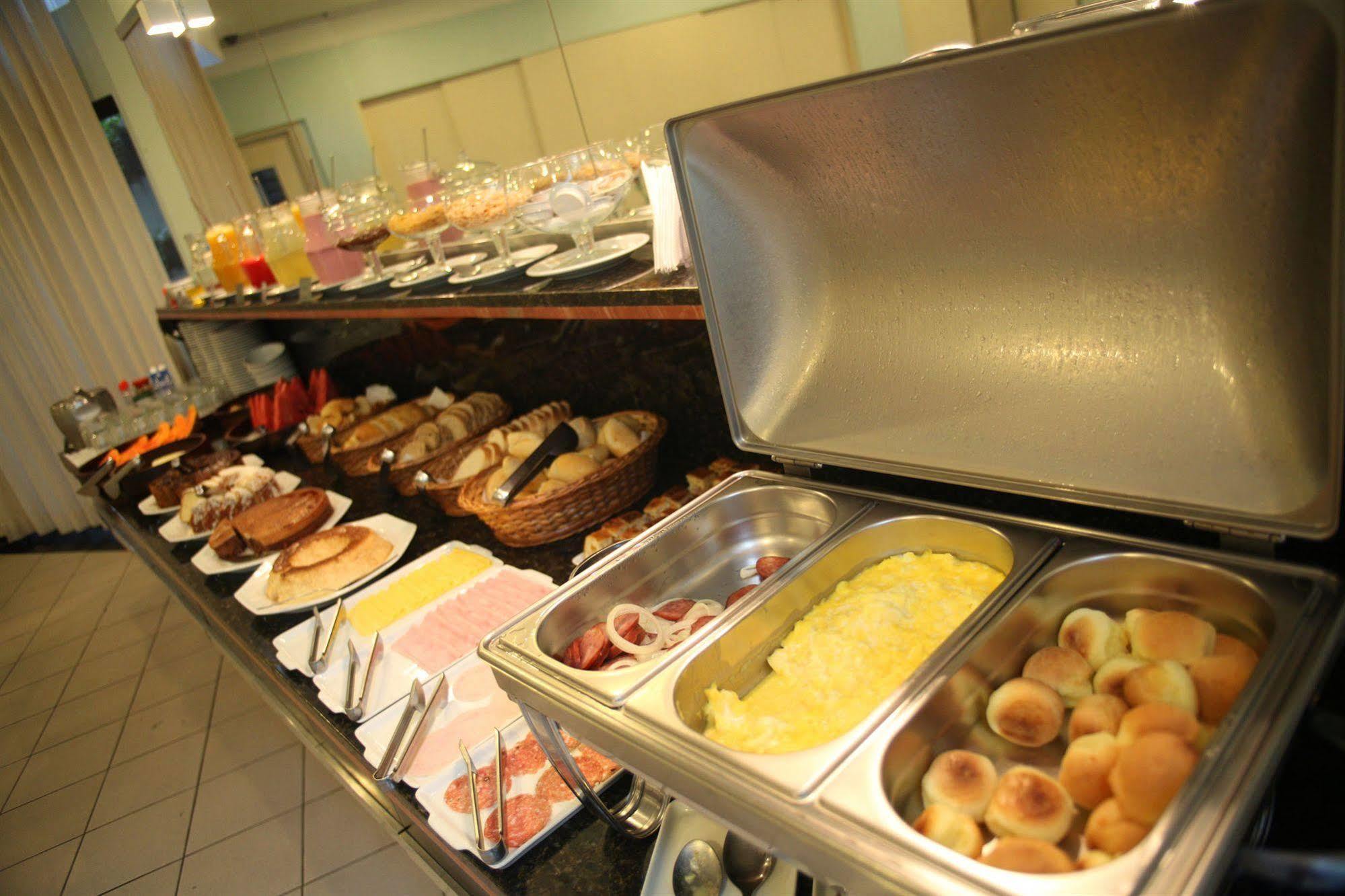 Marília Max Plaza Hotel מראה חיצוני תמונה